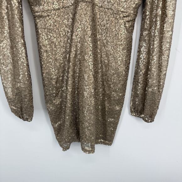 Altar'd State Gold Sequin Mini Dress size Medium Ballon Sleeve Deep V neck - Picture 4 of 13